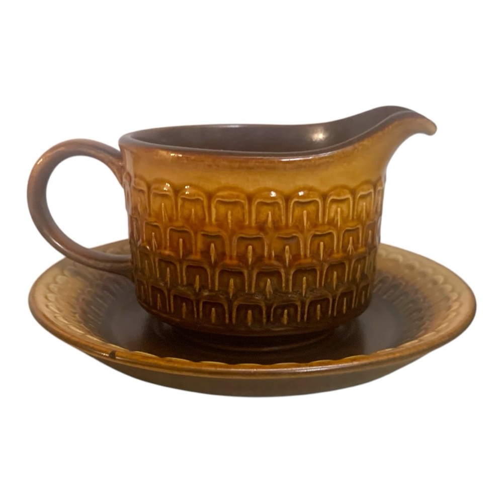 VTG 60-70s Wedgwood Sierra Pennine Pattern Rustic Ceramic Creamer & Plate
